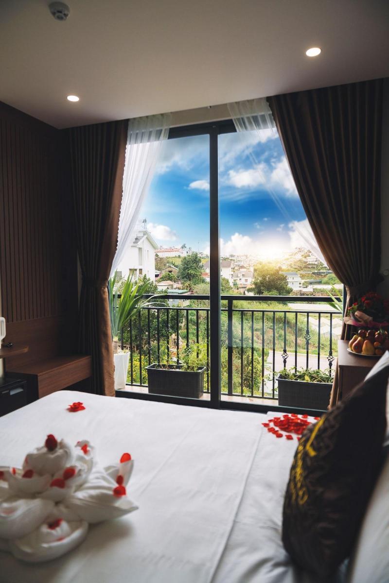 Green Eco Hotel Dalat image