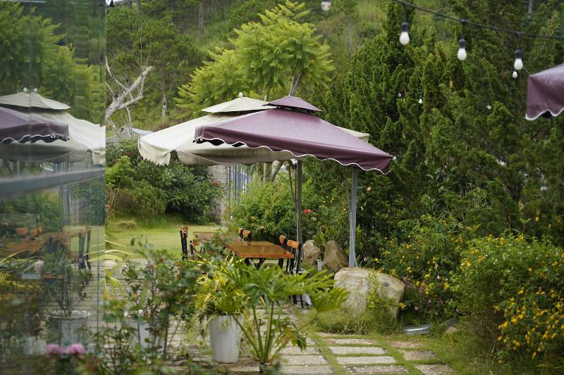 Green Eco Hotel Dalat image