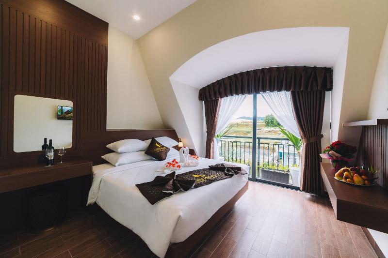 Green Eco Hotel Dalat image