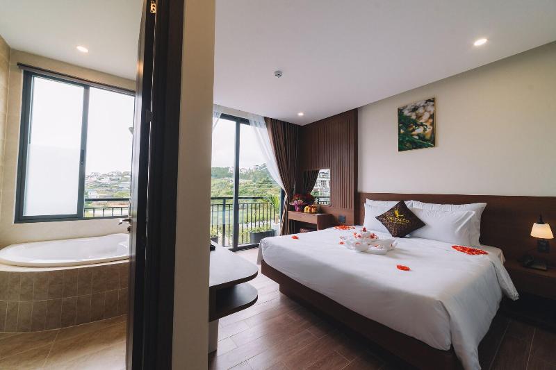Green Eco Hotel Dalat image