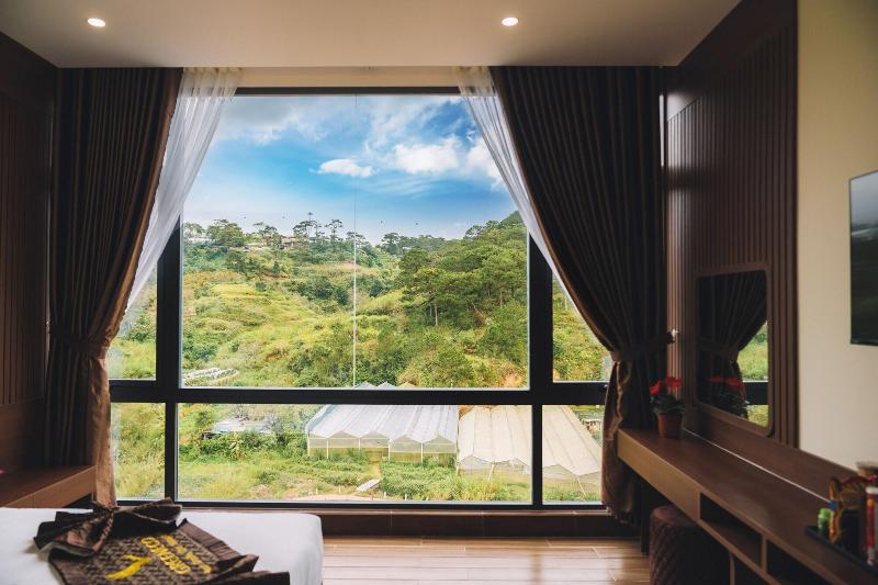 Green Eco Hotel Dalat image