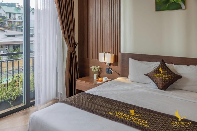 Green Eco Hotel Dalat image