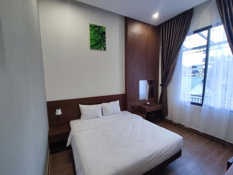 Green Eco Hotel Dalat image