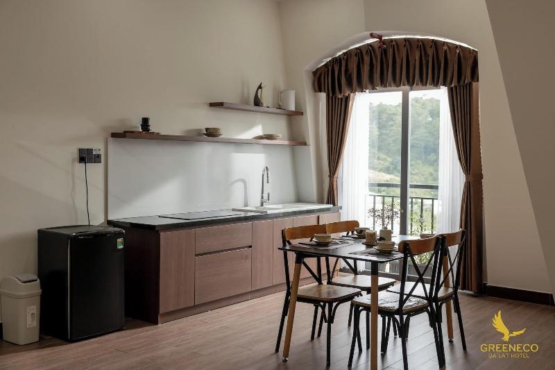 Green Eco Hotel Dalat image