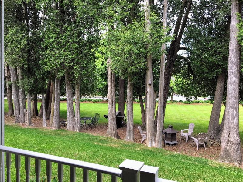 Victorian Inn Elkhart Lake Wisconsin image