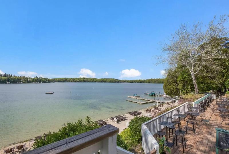 Victorian Inn Elkhart Lake Wisconsin image