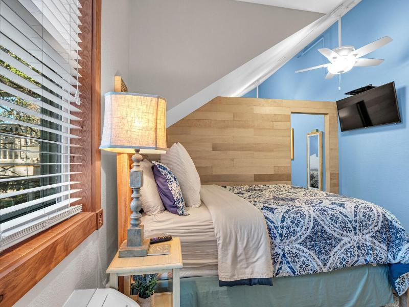 Victorian Inn Elkhart Lake Wisconsin image