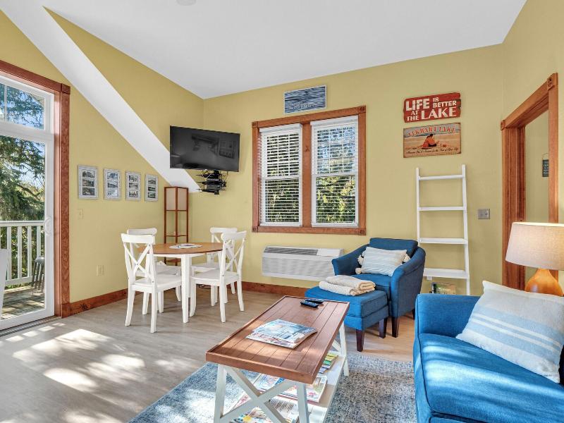 Victorian Inn Elkhart Lake Wisconsin image