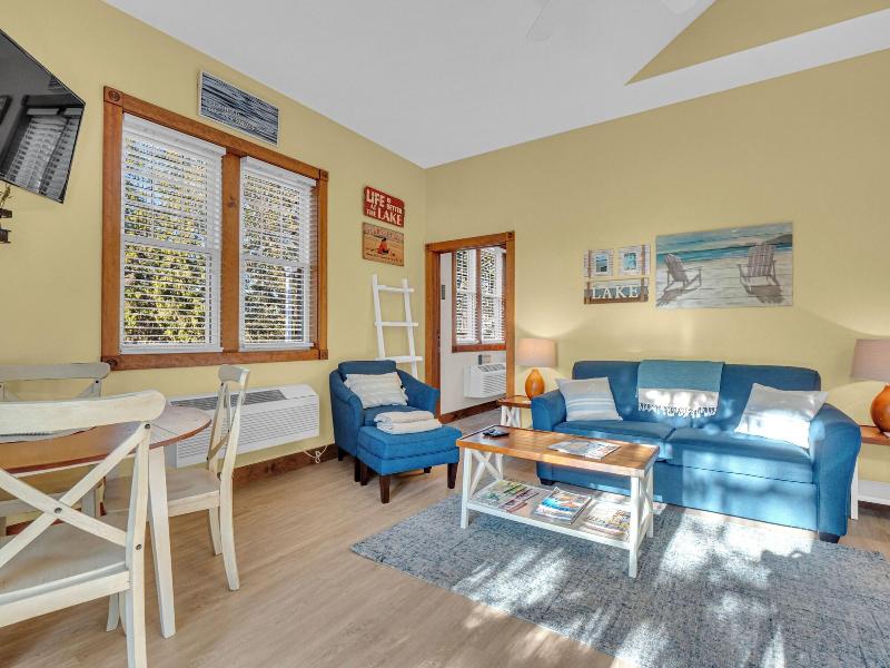 Victorian Inn Elkhart Lake Wisconsin image