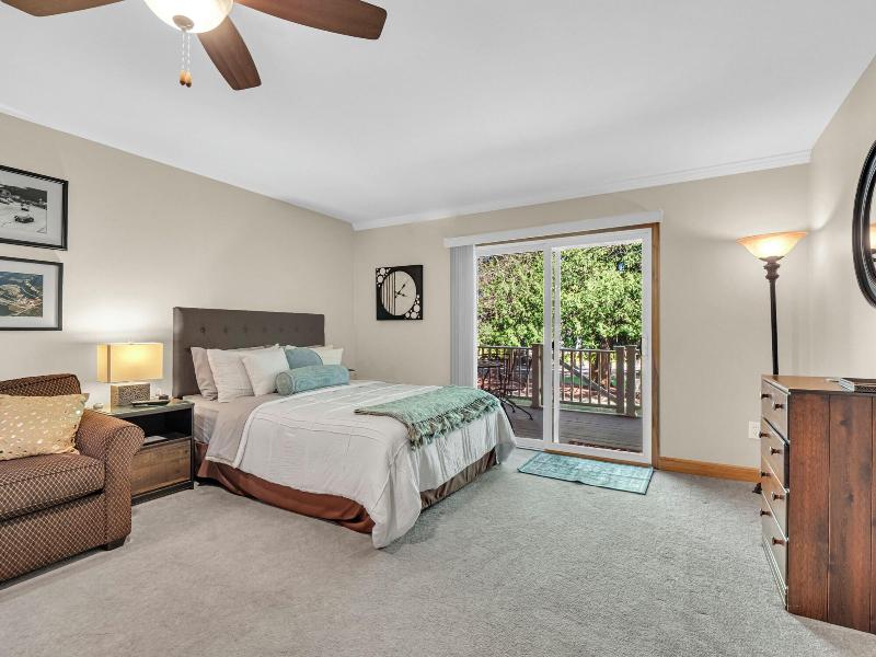 Victorian Inn Elkhart Lake Wisconsin image