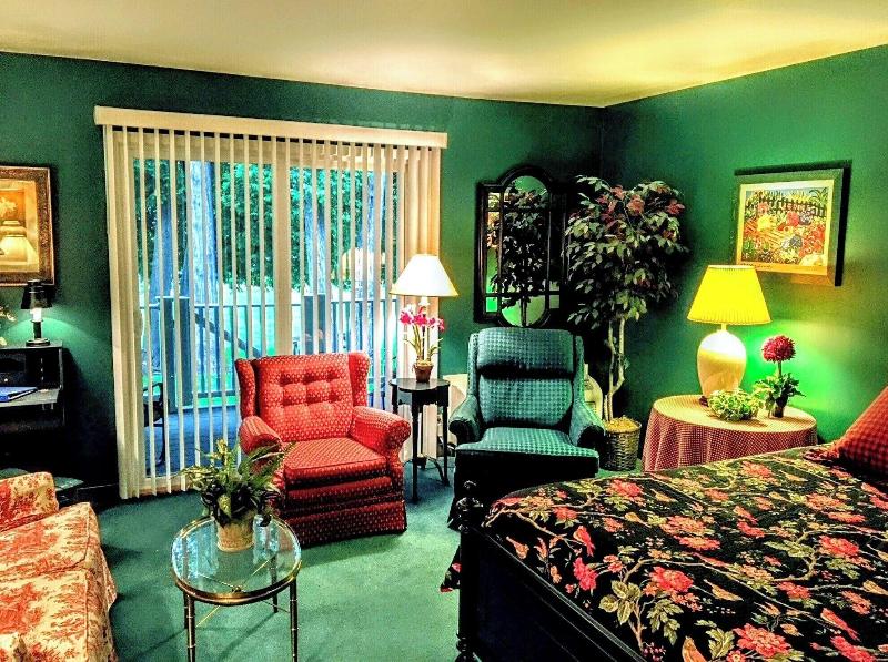 Victorian Inn Elkhart Lake Wisconsin image