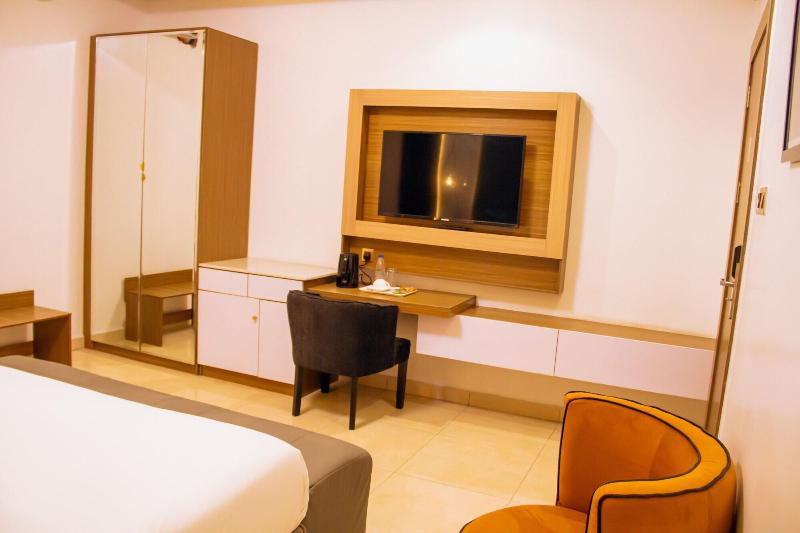 Moratel Hotels image