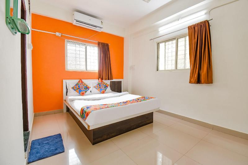 Fabhotel Ashiyana Lodge image