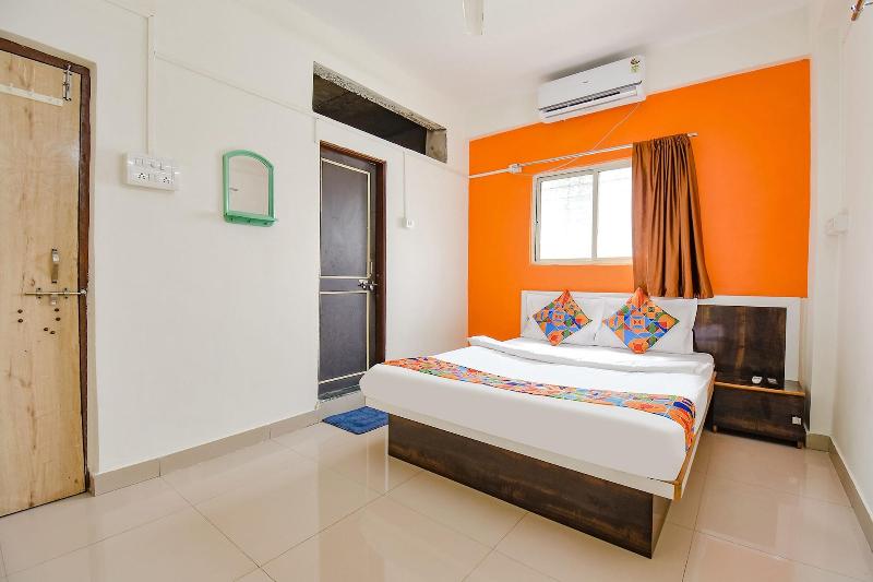 Fabhotel Ashiyana Lodge image