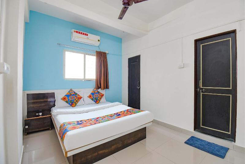 Fabhotel Ashiyana Lodge image