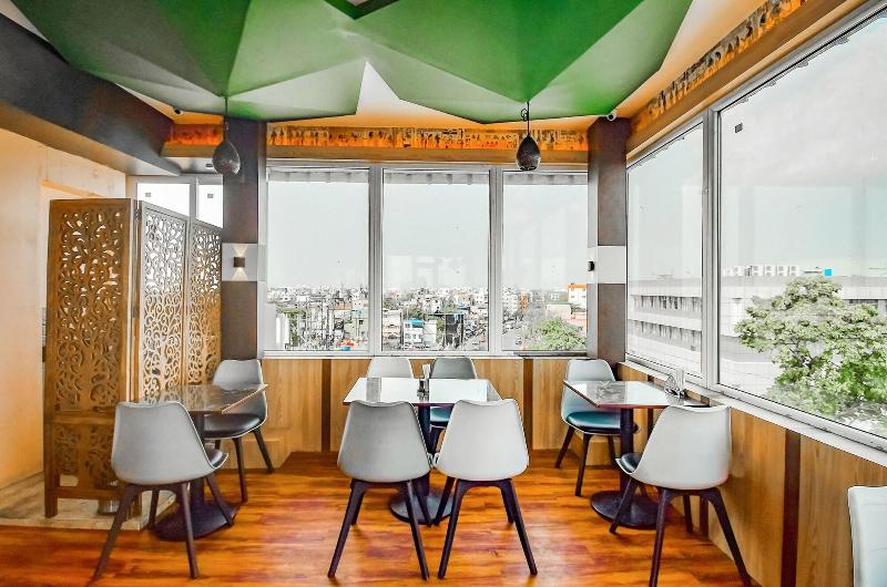 Fabhotel Airport Green Arcade image