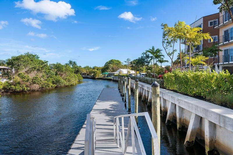 Wilton River Suites Adults Only image