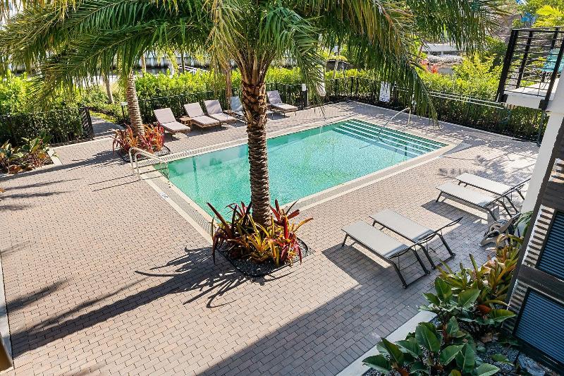 Wilton River Suites Adults Only image