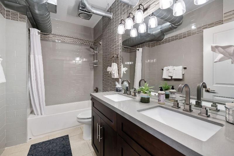 Wilton River Suites Adults Only image