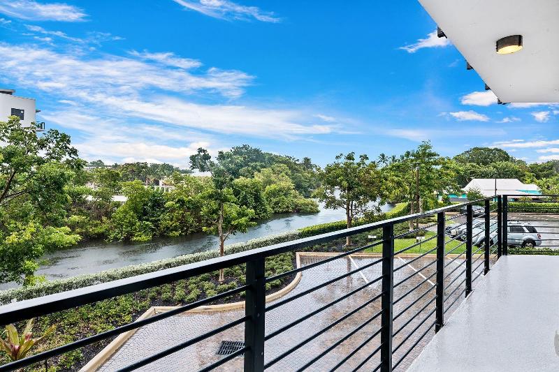 Wilton River Suites Adults Only image
