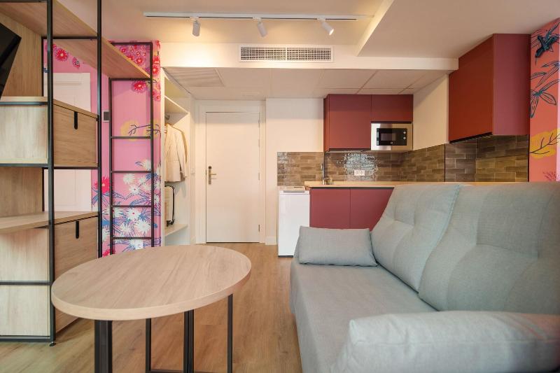Apartamentos Valladolid Centro image