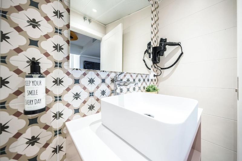 Apartamentos Valladolid Centro image