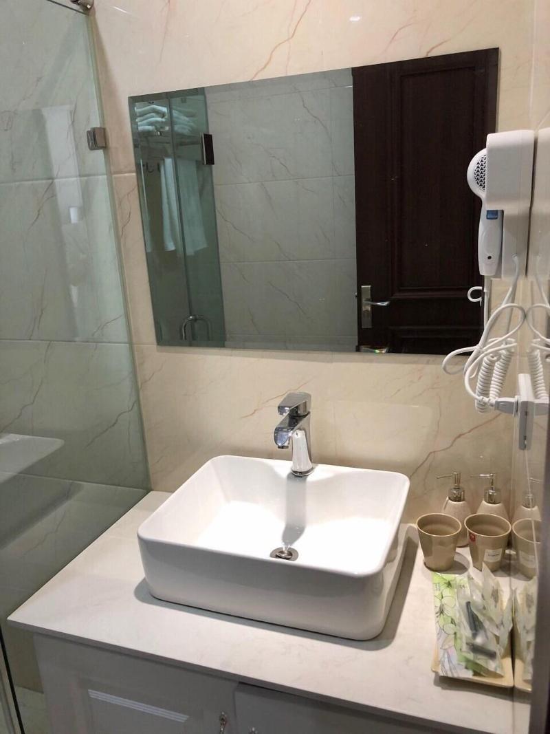 Golden Sea Hotel image