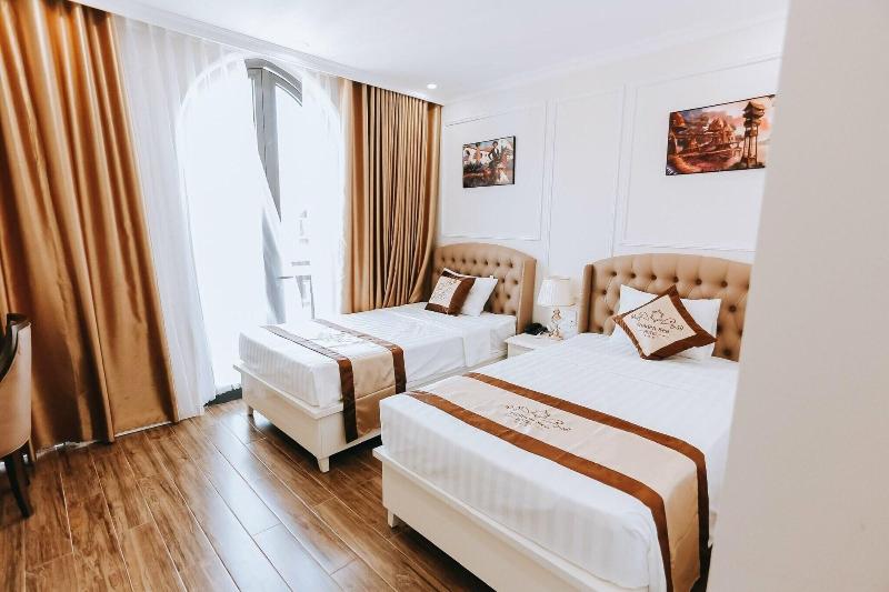 Golden Sea Hotel image