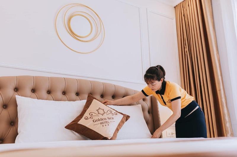 Golden Sea Hotel image