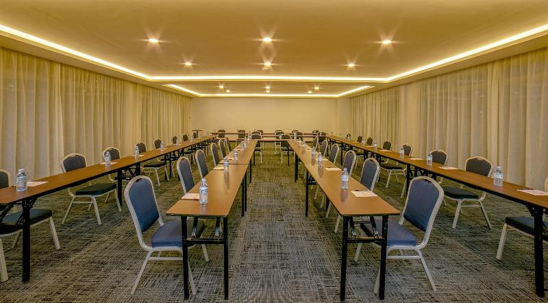 Source Of The Nile Hotel Namanve image
