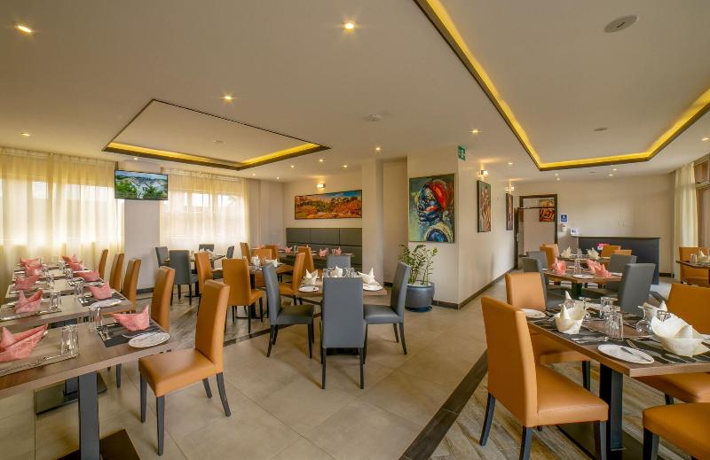 Source Of The Nile Hotel Namanve image
