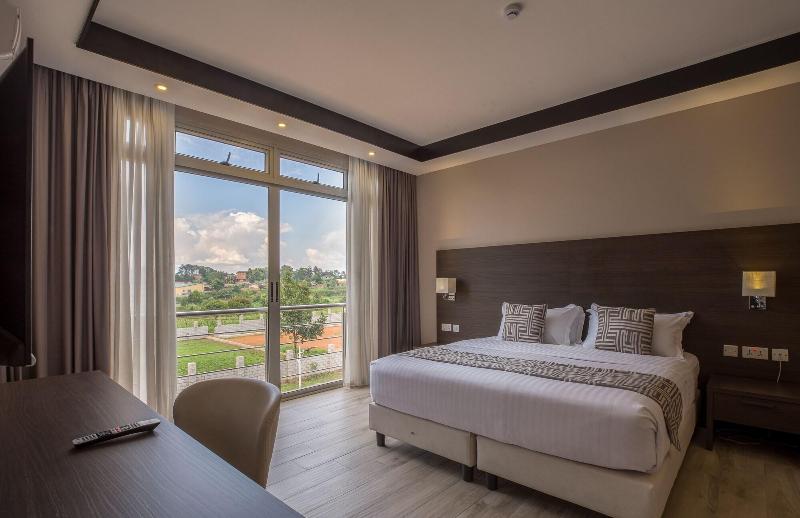 Source Of The Nile Hotel Namanve image