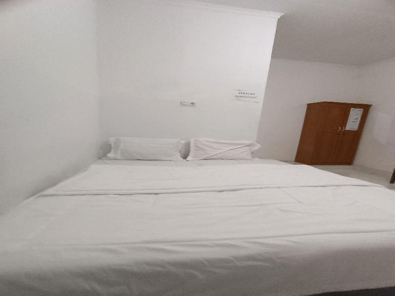 Spot On 92635 Homestay Baiturrahmah Syariah image