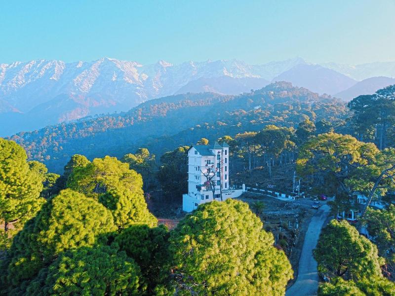 Hotel Sahebs Castle Mcleodganj image