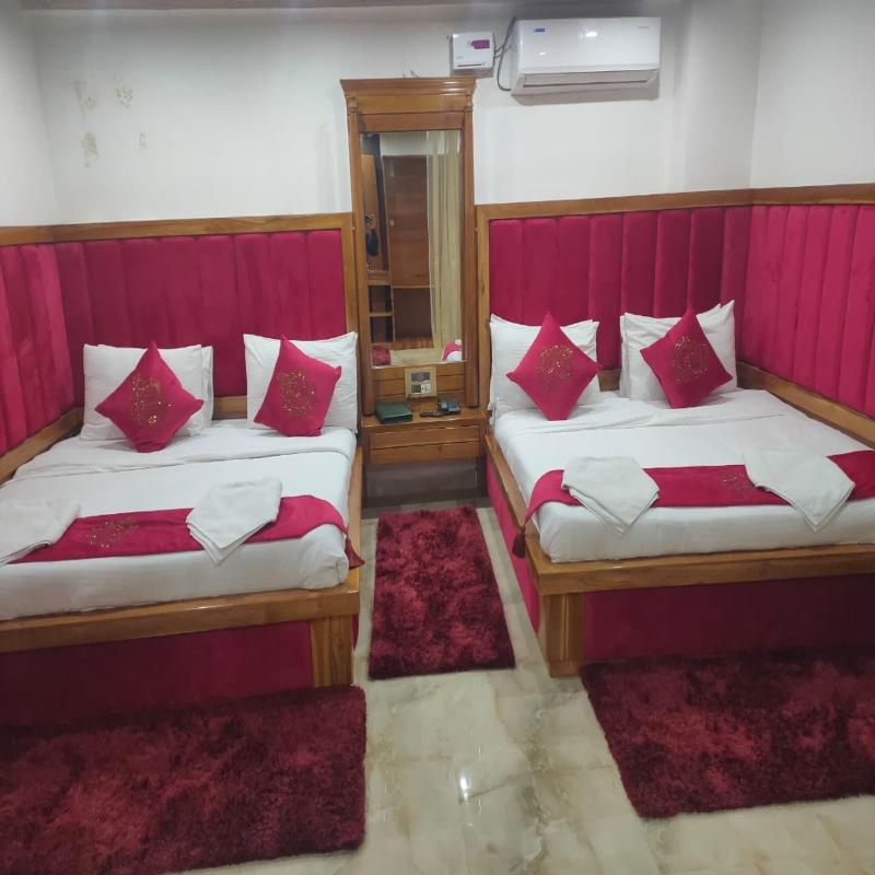 Hotel Sahebs Castle Mcleodganj image