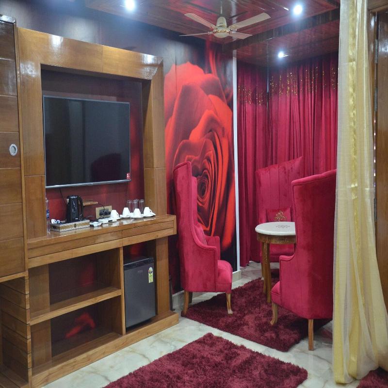 Hotel Sahebs Castle Mcleodganj image