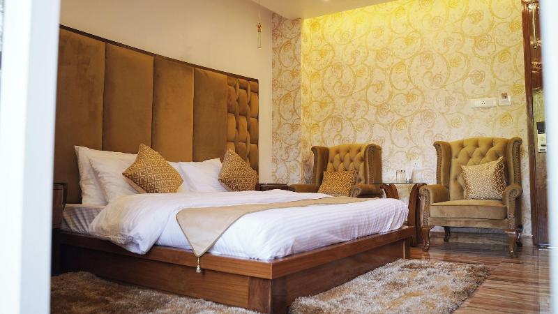 Hotel Sahebs Castle Mcleodganj image