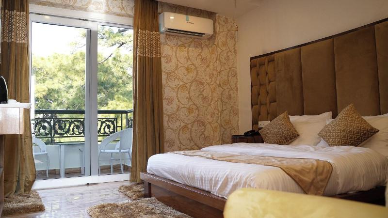 Hotel Sahebs Castle Mcleodganj image