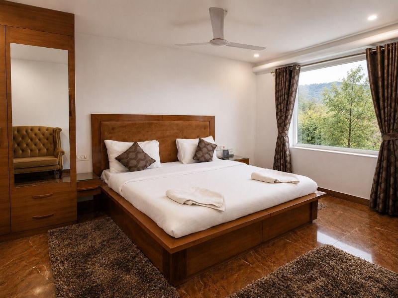 Hotel Sahebs Castle Mcleodganj image