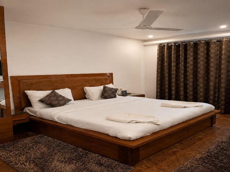 Hotel Sahebs Castle Mcleodganj image
