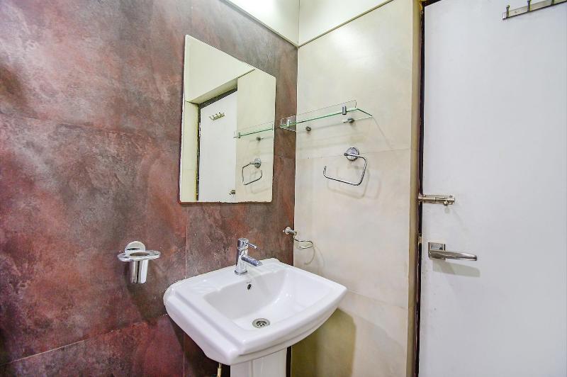 Fabhotel Rani Tower image
