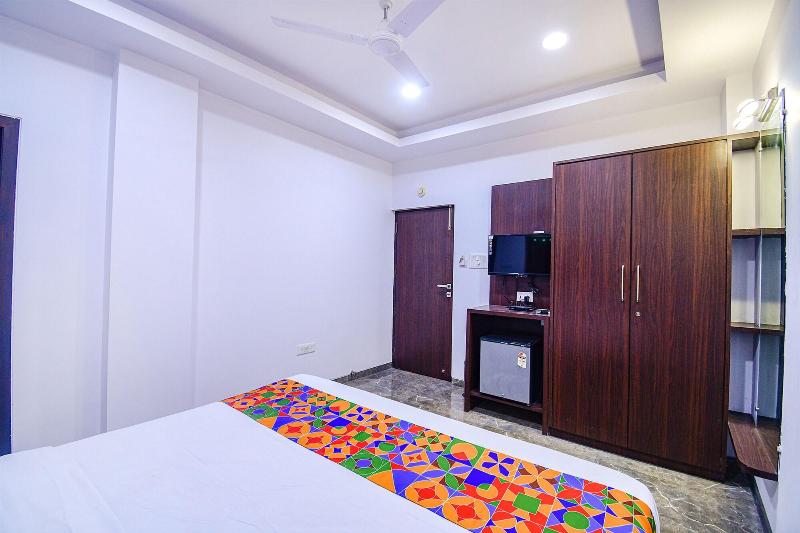 Fabhotel Rani Tower image