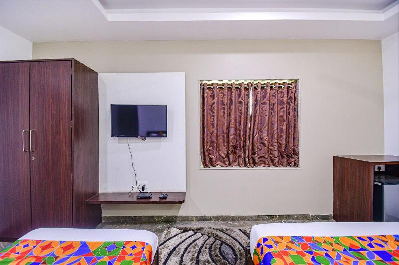 Fabhotel Rani Tower image