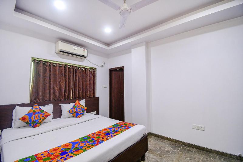 Fabhotel Rani Tower image