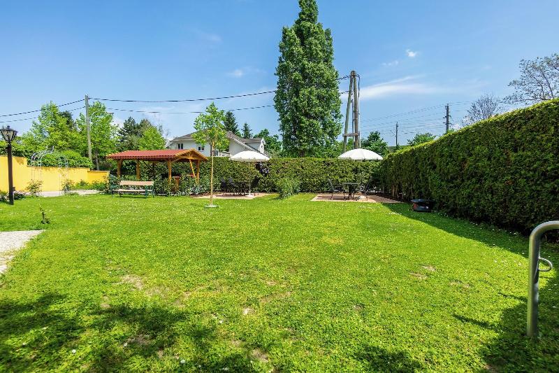 Albizia Apartments image