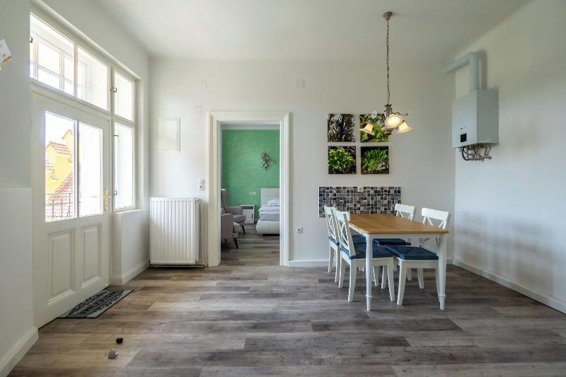 Albizia Apartments image