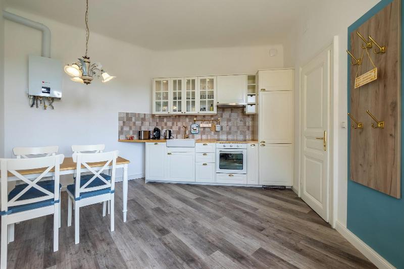 Albizia Apartments image