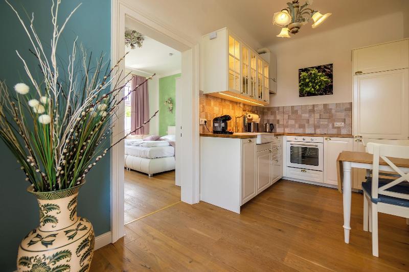 Albizia Apartments image