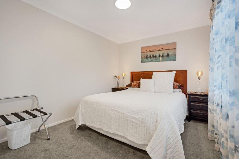The Bays Bed And Breakfast image