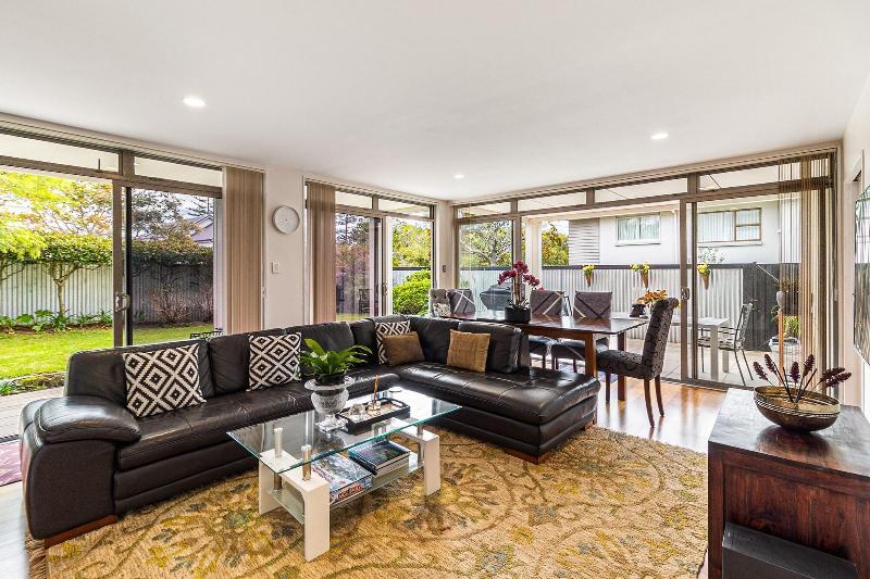 The Bays Bed And Breakfast image